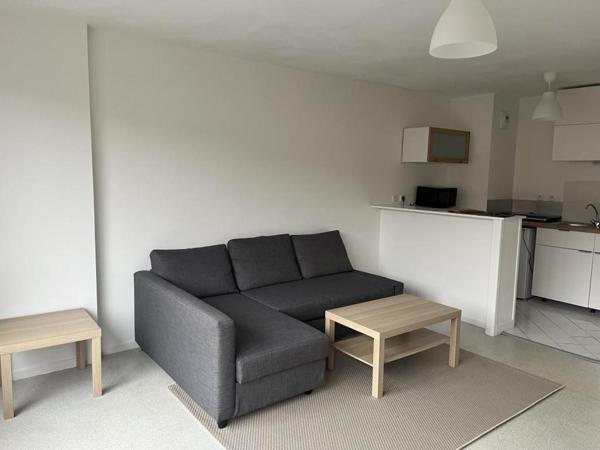 Appartement à louer à Lille Saint-Maurice Réf. L15.05.2026 850 € CC