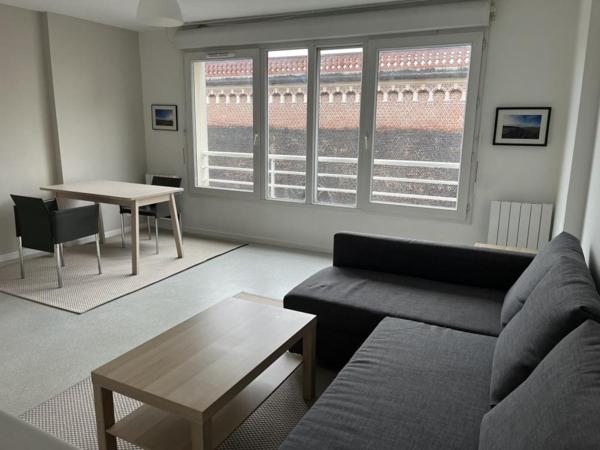 Appartement à louer à Lille Saint-Maurice Réf. L15.05.2026 850 € CC