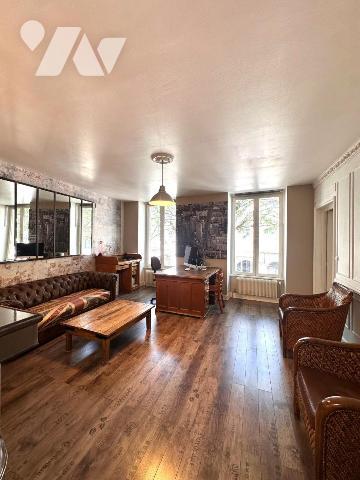 Appartement à vendre à Belley (01300) ? Ain (01)

Idéalement situé en plein centre de Belley,...