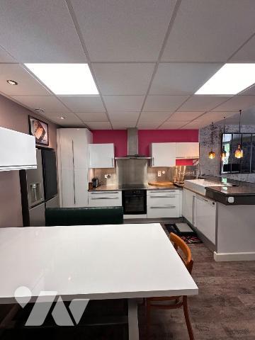 Appartement à vendre à Belley (01300) ? Ain (01)

Idéalement situé en plein centre de Belley,...