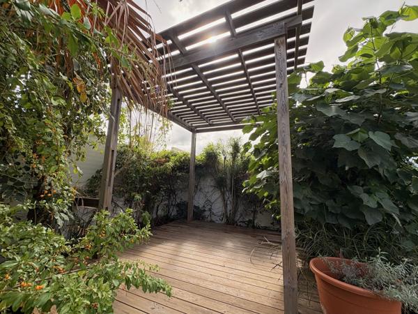 Maison familiale + duplex indépendant