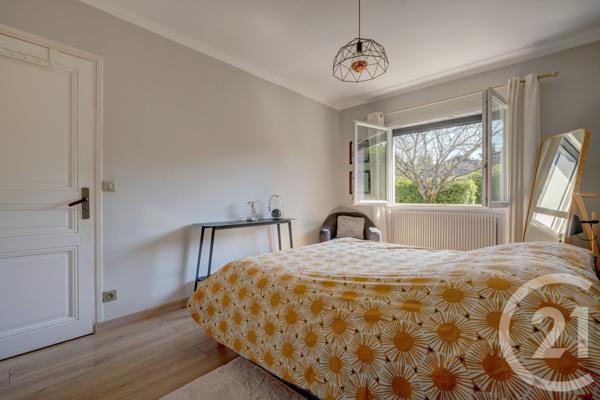 Maison à vendre  6 pièces - 129,05 m2 CHAMPAGNE AU MONT D OR - 69