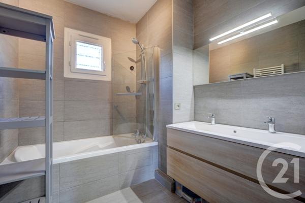 Maison à vendre  6 pièces - 129,05 m2 CHAMPAGNE AU MONT D OR - 69