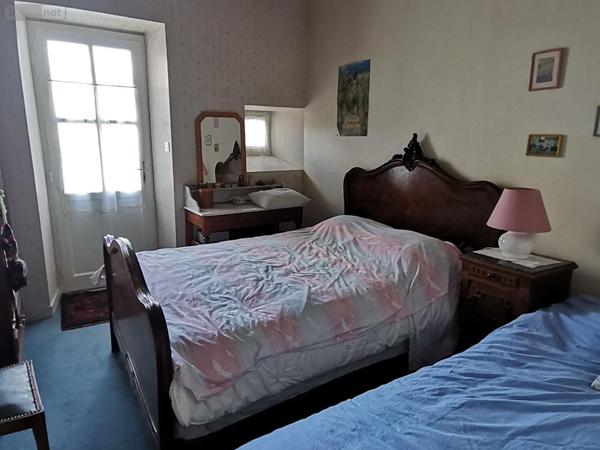 Maison à vendre à Montfort-sur-Meu en Ille-et-Vilaine (35160), ref : 048-V1230M