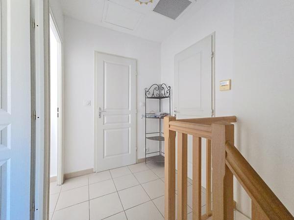 Aubignan (84810) Charmante maison de 2013 sans aucun travaux à prévoir vue sur Ventoux.