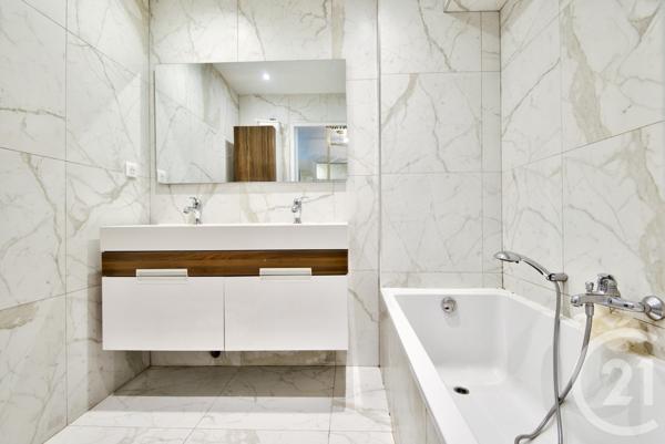 Appartement F4 à vendre  4 pièces - 78,14 m2 VILLEFRANCHE SUR MER - 06