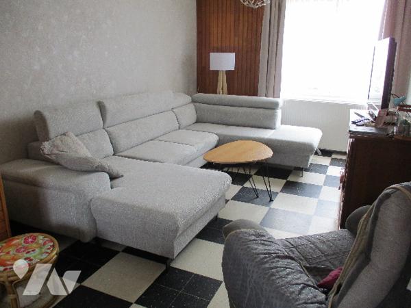 MAISON MITOYENNE à 2 pas de la place 3 chambres cour garage