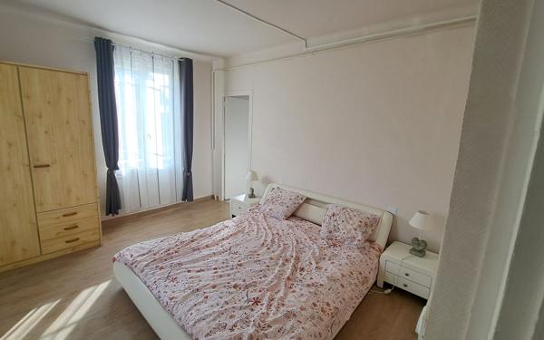 Maison à vendre    6 pièces • 178 m2 Octeville-sur-Mer