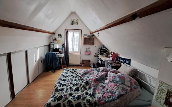 Maison à vendre    6 pièces • 178 m2 Octeville-sur-Mer