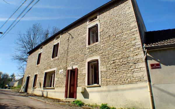 Maison à vendre    5 pièces •  Thorey-sur-Ouche