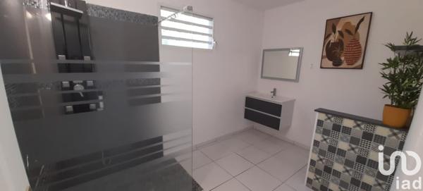 Maison 5 pièces de 112 m² à Saint-François (97118)