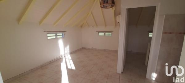 Maison 5 pièces de 112 m² à Saint-François (97118)