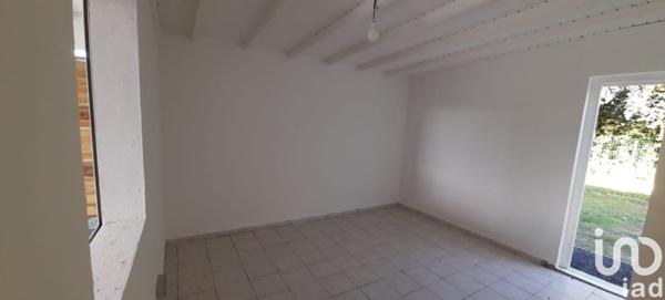 Maison 5 pièces de 112 m² à Saint-François (97118)