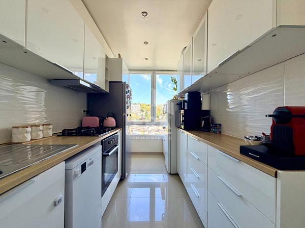 Appartement 3 pièces de 64,45 m² - dernier étage - vue panoramique - Sèvres centre-ville