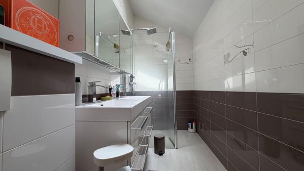 Maison Livry Gargan 7 pièce(s) 165 m2