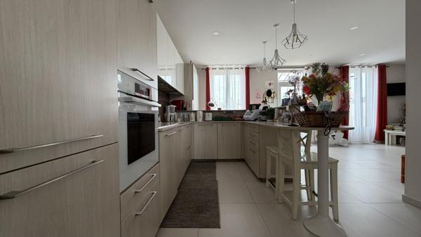 Maison Livry Gargan 7 pièce(s) 165 m2