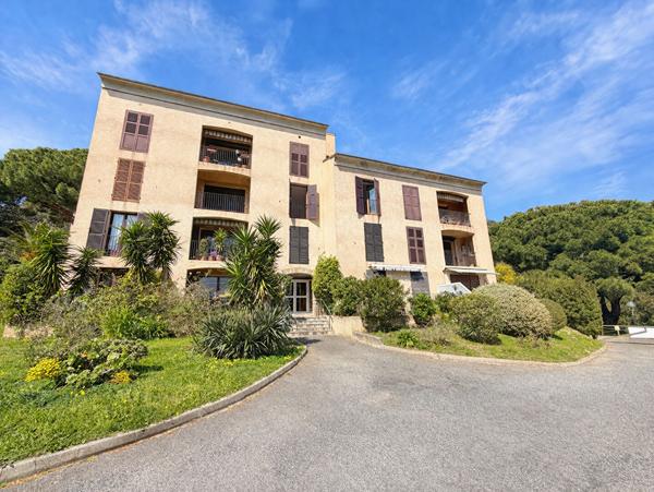 Appartement Bastia 3 pièces - Bastia - Toga