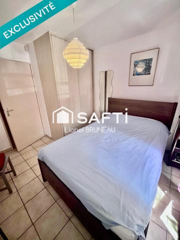 Une opportunité rare à Sanary-sur-Mer (83110) – Charmant T2 calme et lumineux avec parking et cave
