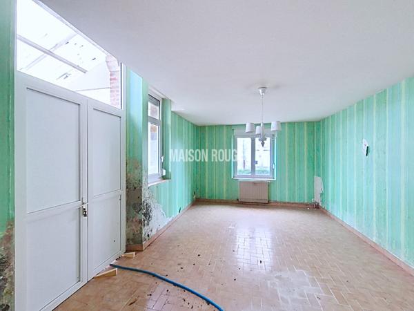 Maison en pierres et briques à rénover ? Quartier des Casernes / Proche gare