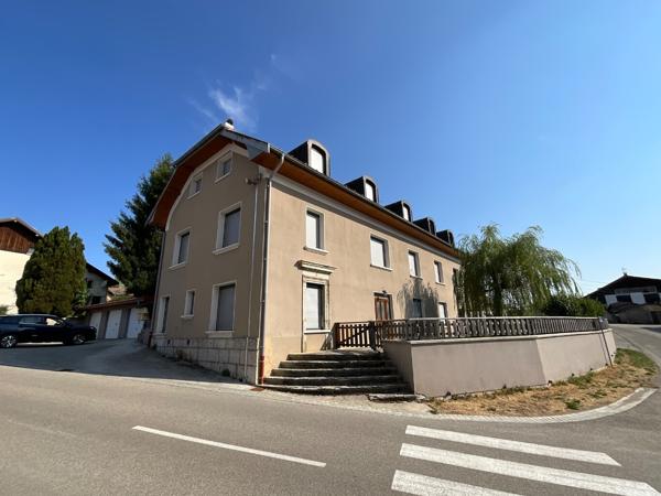 Proche PONTARLIER Appartement F2 garage individuel 25300 ARCON