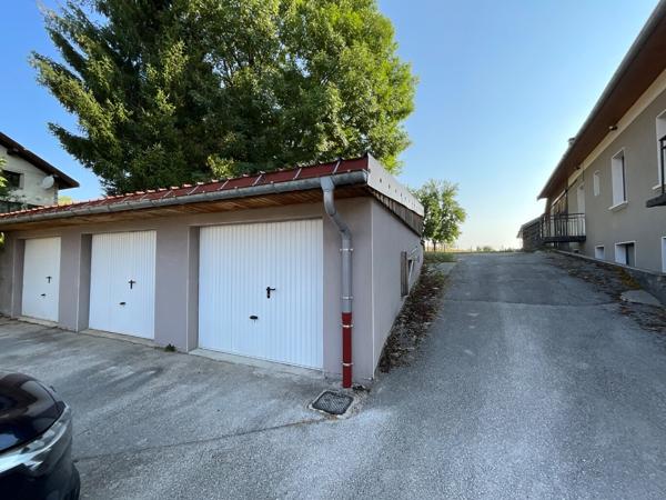 Proche PONTARLIER Appartement F2 garage individuel 25300 ARCON