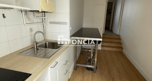 Location Studio 47.43 m² - Paris 75016
