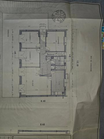 MAISON DE SEMI PLAIN-PIED de 95 M2, L’ENSEMBLE SUR 970 M² DE TERRAIN CLOS AVEC UN DÉPENDANCE :