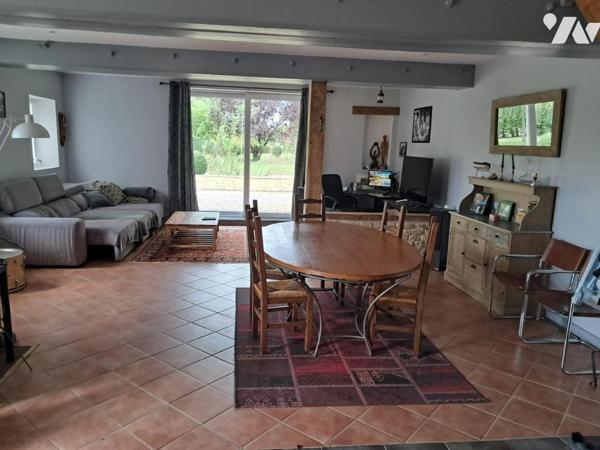 BELLE PROPRIETE EN PIERRE