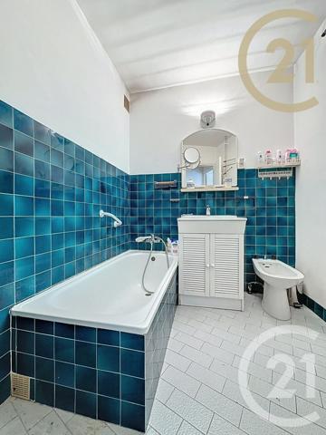 Appartement T5 à vendre  5 pièces - 111,84 m2 MONTELIMAR - 26