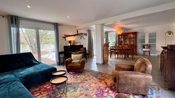 ROMORANTIN LANTHENAY - MAISON 6 CHAMBRES A VENDRE AVEC PISCINE