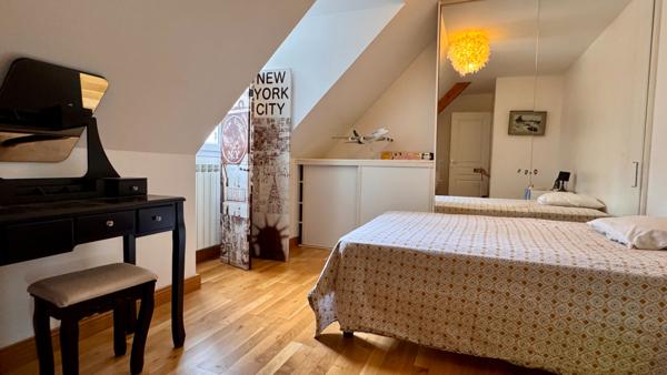 ROMORANTIN LANTHENAY - MAISON 6 CHAMBRES A VENDRE AVEC PISCINE