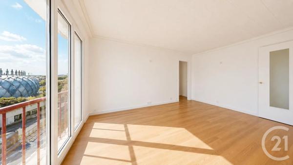 Appartement F3 à vendre  4 pièces - 67,31 m 2   LA COURNEUVE  - 93