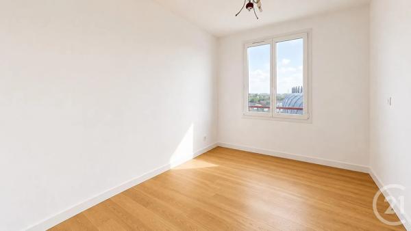 Appartement F3 à vendre  4 pièces - 67,31 m 2   LA COURNEUVE  - 93
