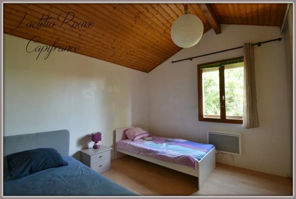 Maison 3 chambres, bureau, garage, jardin clos secteur calme
