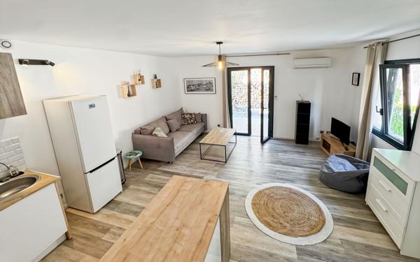 Maison à vendre    9 pièces • 257 m2 Antibes