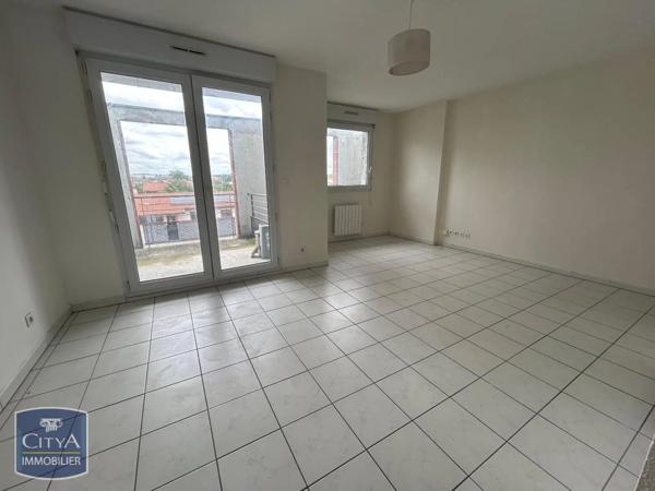 Appartement à louer 1 pièce 32.43m²