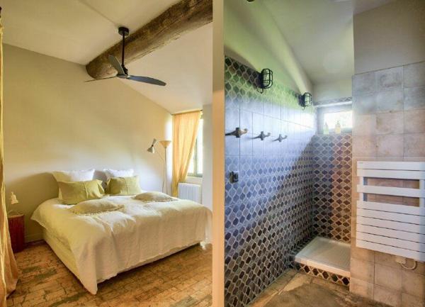 Maison à vendre  8 pièces • 570 m2 Arles