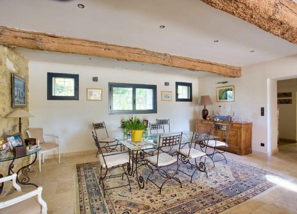 Maison à vendre  8 pièces • 570 m2 Arles