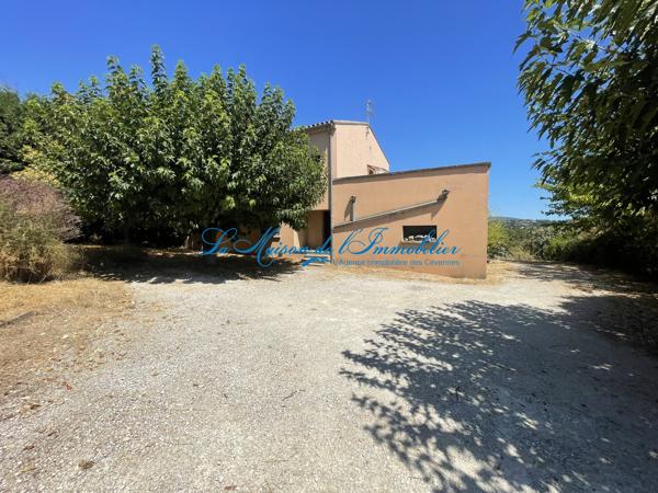 St PRIVAT DES VIEUX, maison de F4 plus 2 garages sur 4153 m² de terrain plat
