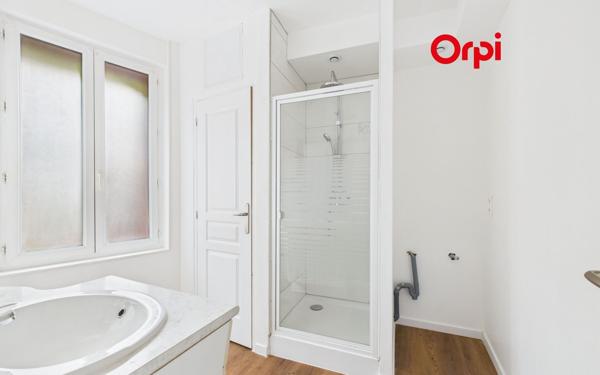 Appartement à louer    2 pièces •  Brionne