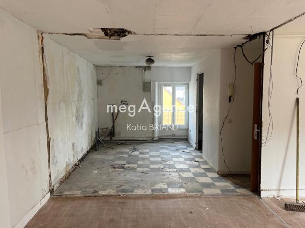 Appartement à LAVAL, 53000 - 2 pièces 46m²