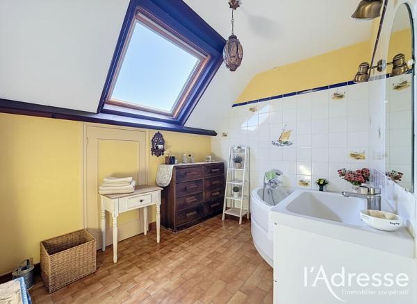 Maison 2 chambres avec possibilité de 3e chambre ? Calme et proche commodités