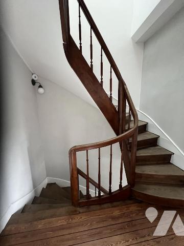 LA FERTE MACE, maison de ville 4 ch sans travaux avec garage et jardin