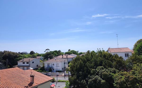 Appartement à vendre    3 pièces •  Royan