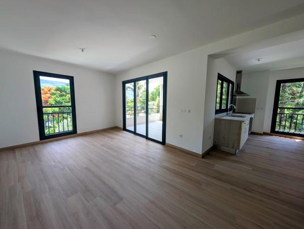 F3 de 76,54m2 Rés. PSAMATHEE à St Paul