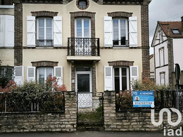 Maison à vendre 6 pièces 155 m² Sainte-Savine