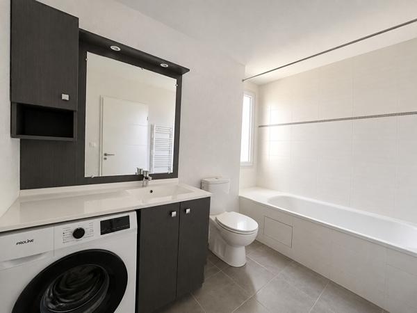 CASTELGINEST / Vente Maison 3 Pièces 69 m²