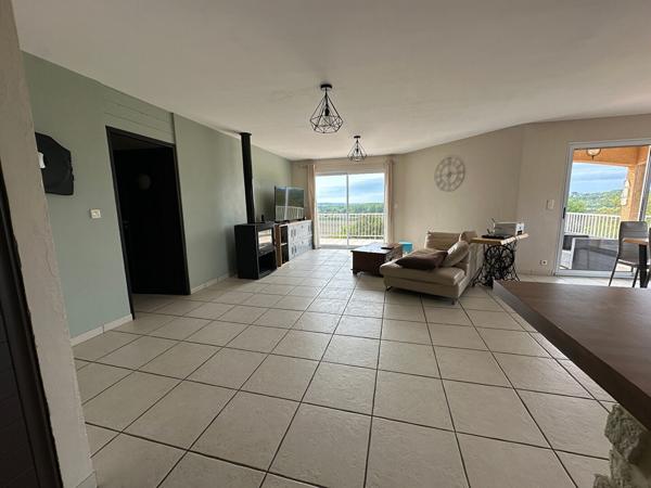 Maison 6 pièces à vendre Naintré - 86530 / Réf: 11972