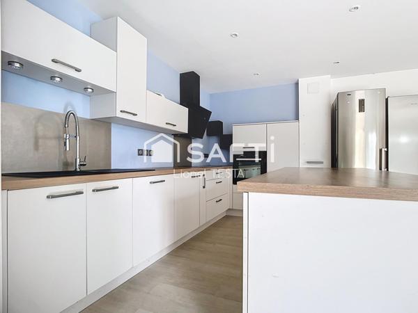 TRÈS BEL APPARTEMENT AVEC JARDIN