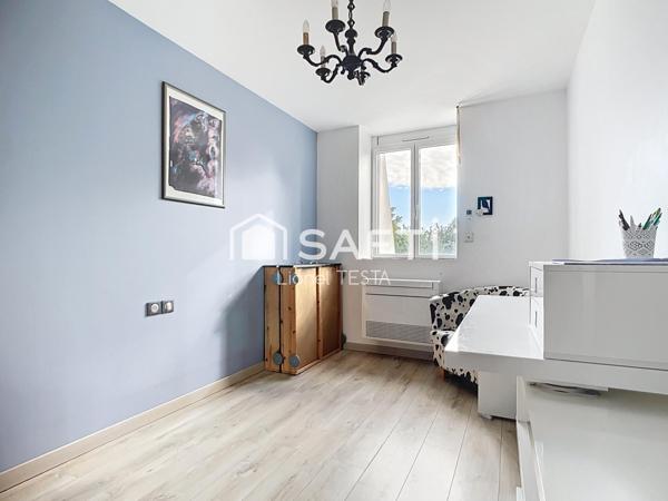 TRÈS BEL APPARTEMENT AVEC JARDIN